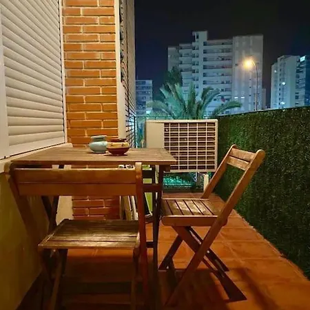 Apto Al Lado De La Playa, 1 Dormitorio, Parking * Alicante